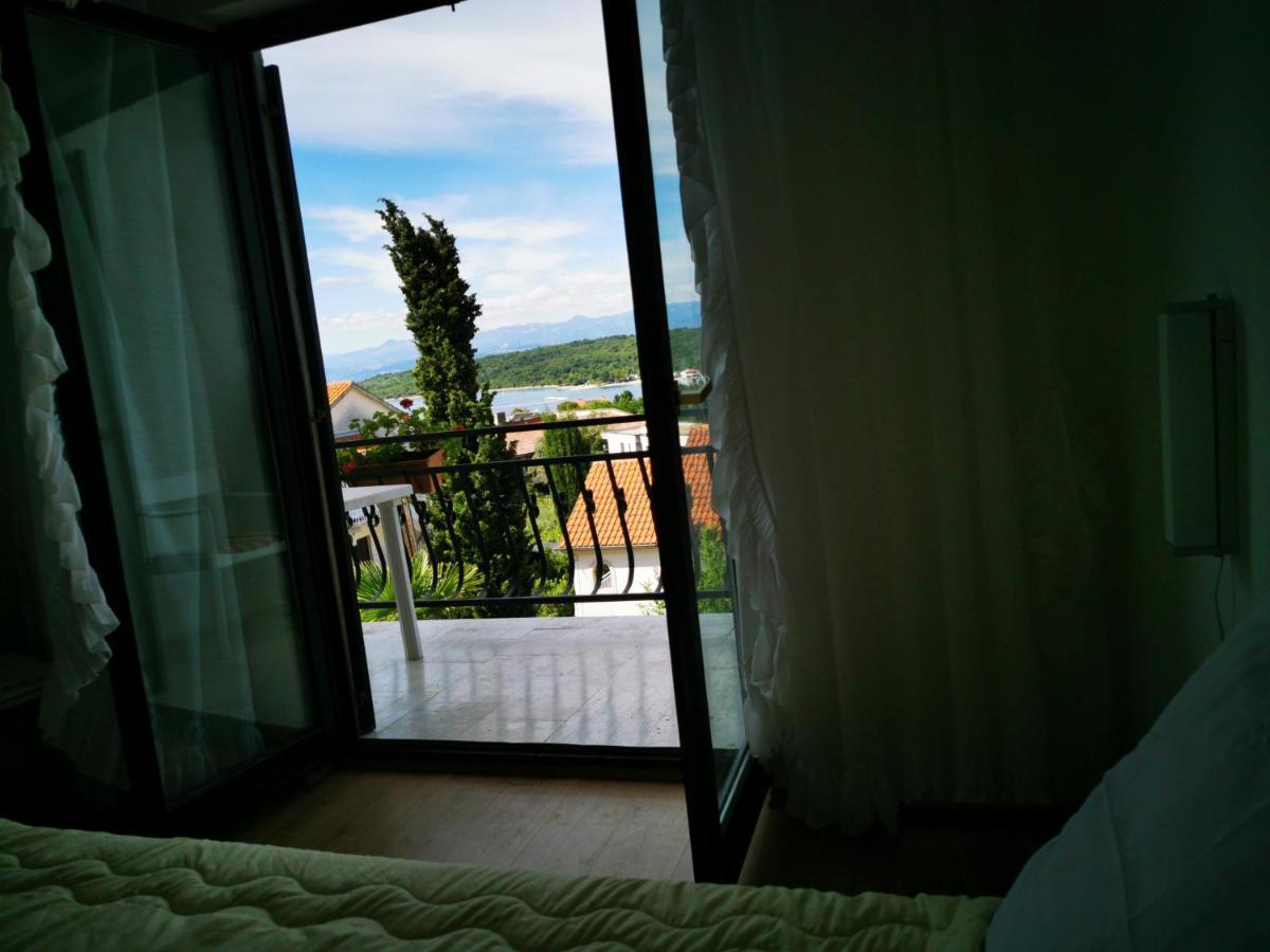 Apartment Dasek Ii, Njivice Esterno foto